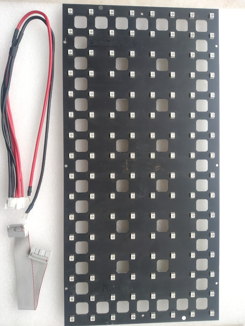 Module màn hình LED P25 trong nhà 16x8 pixel( hàng cũthanh lý)